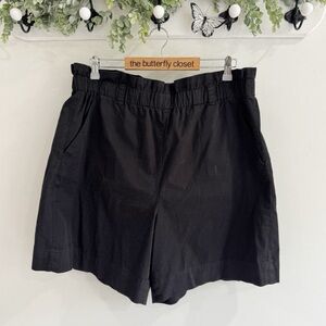 Everlane shorts / The Easy Shorts / organic cotton XL paper bag shorts black